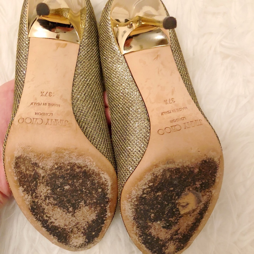 Jimmy Choo Gold Lame Pumps | Evelyn | - Picture 8 of 8